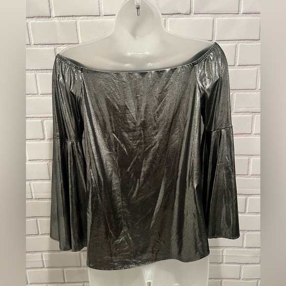 AQUA women Off Shoulder Metallic Top in silver/size S - Picture 7 of 11